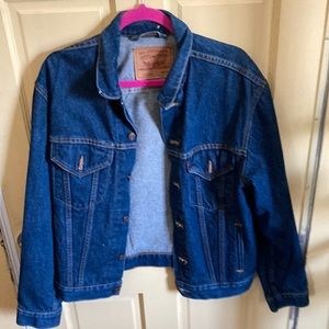 Levi’s  truckers Jean jacket dark blue medium